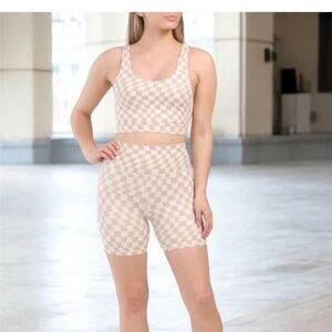 Wilo the Label Wave Print Checker Sports Bra Biker Short Active Set Cream S